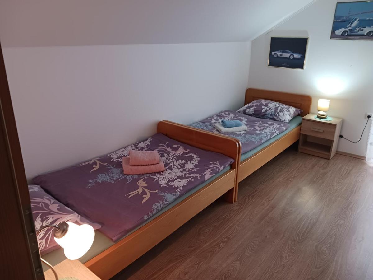M & J Villa Krasno Polje Exteriör bild