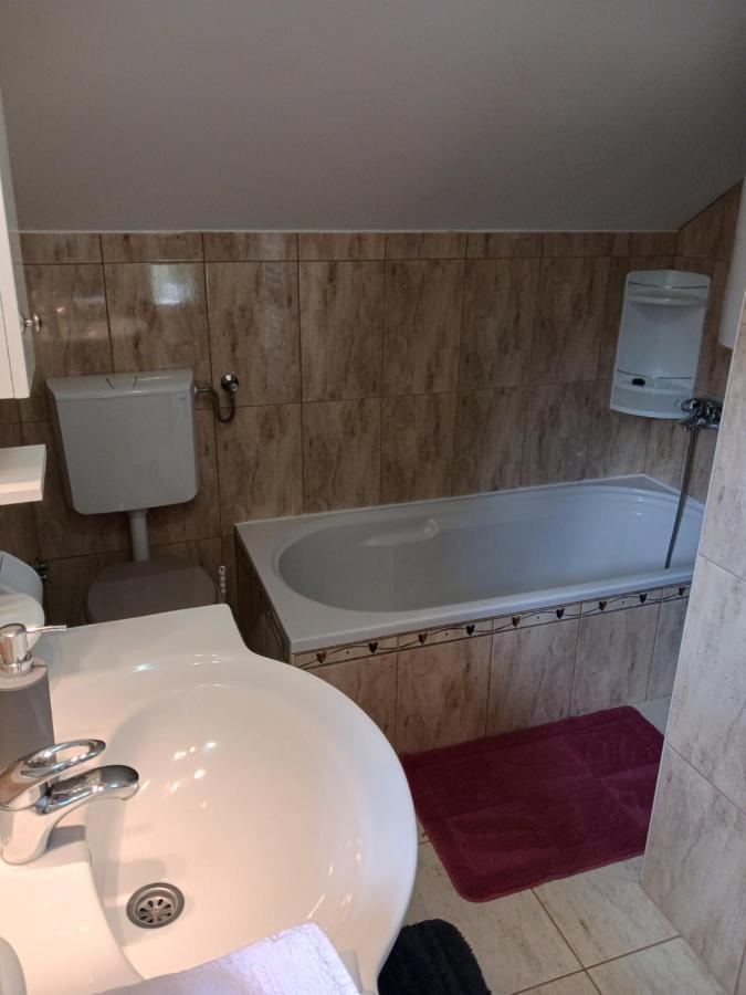 M & J Villa Krasno Polje Exteriör bild