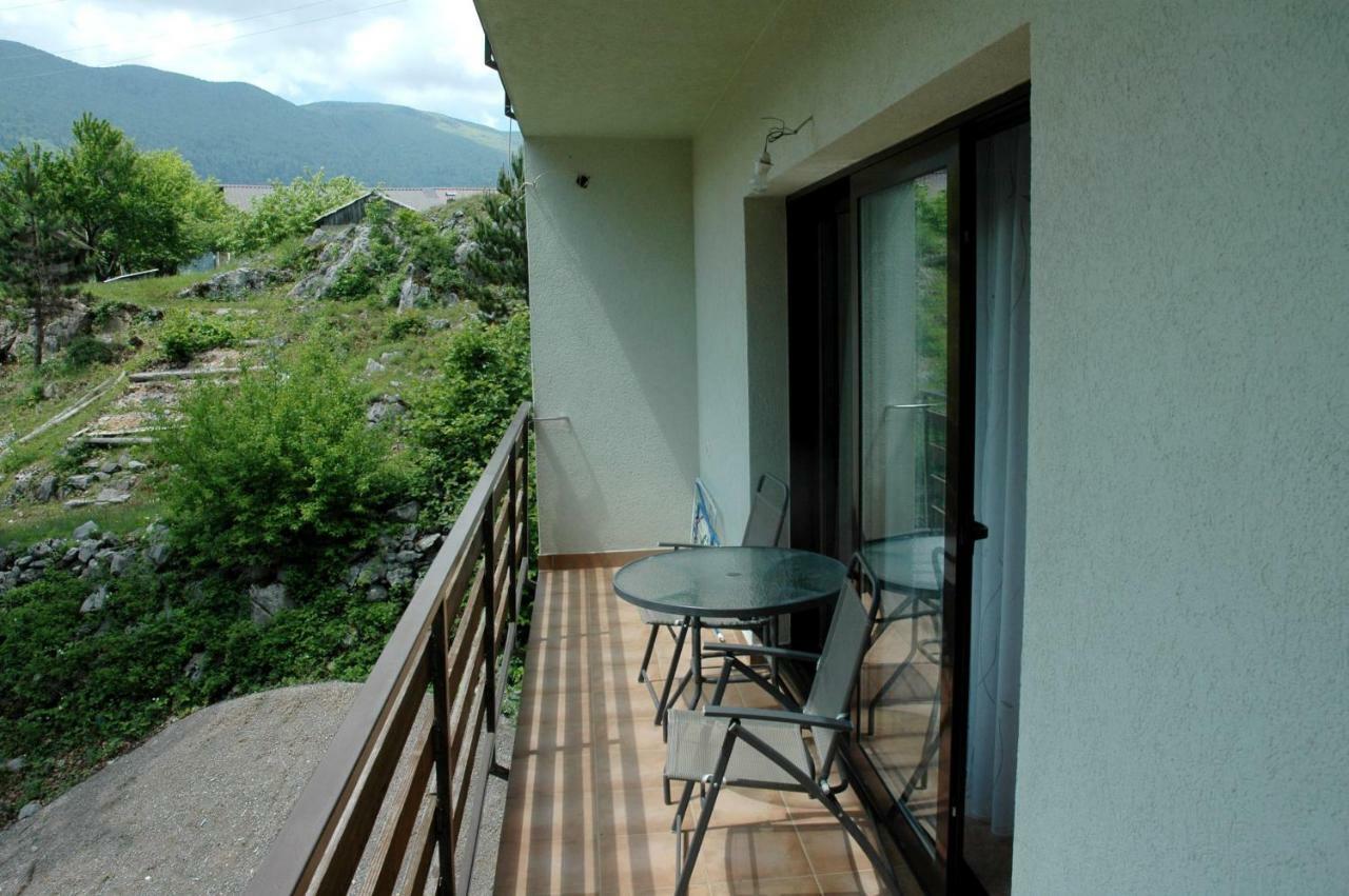 M & J Villa Krasno Polje Exteriör bild