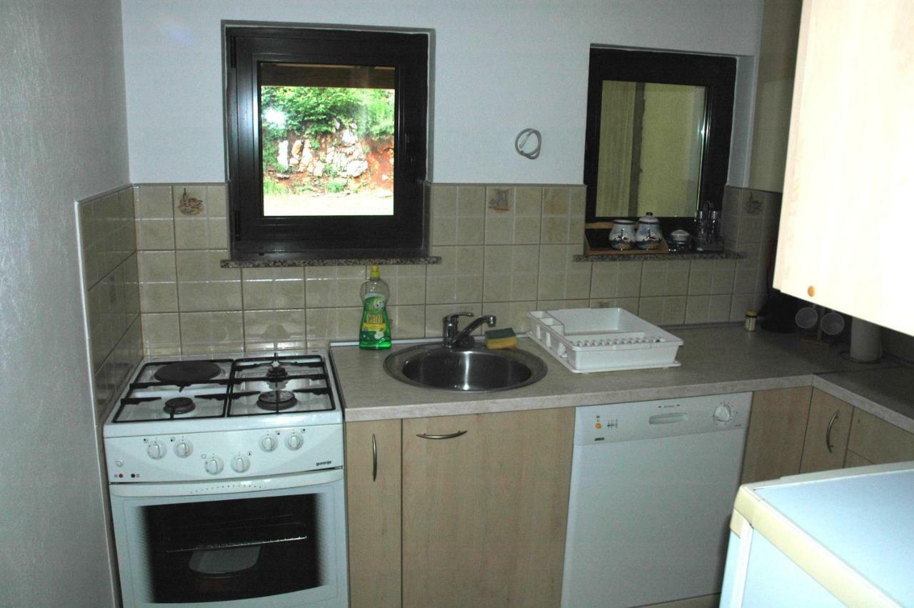 M & J Villa Krasno Polje Exteriör bild